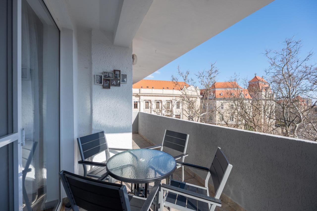 Haga Flat Apartment Oradea Exterior photo